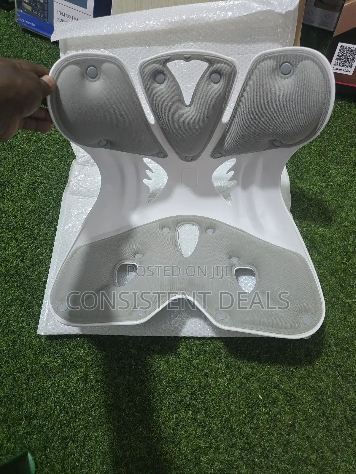 Back And Lumbar Support, Breathable Petal Fabric