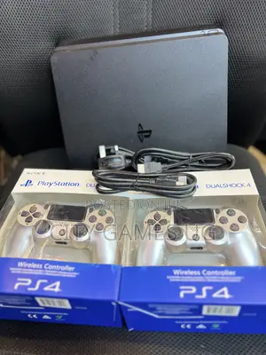 Sony Play Station 4 Ps4 Console With 2 Controller and Games for Free