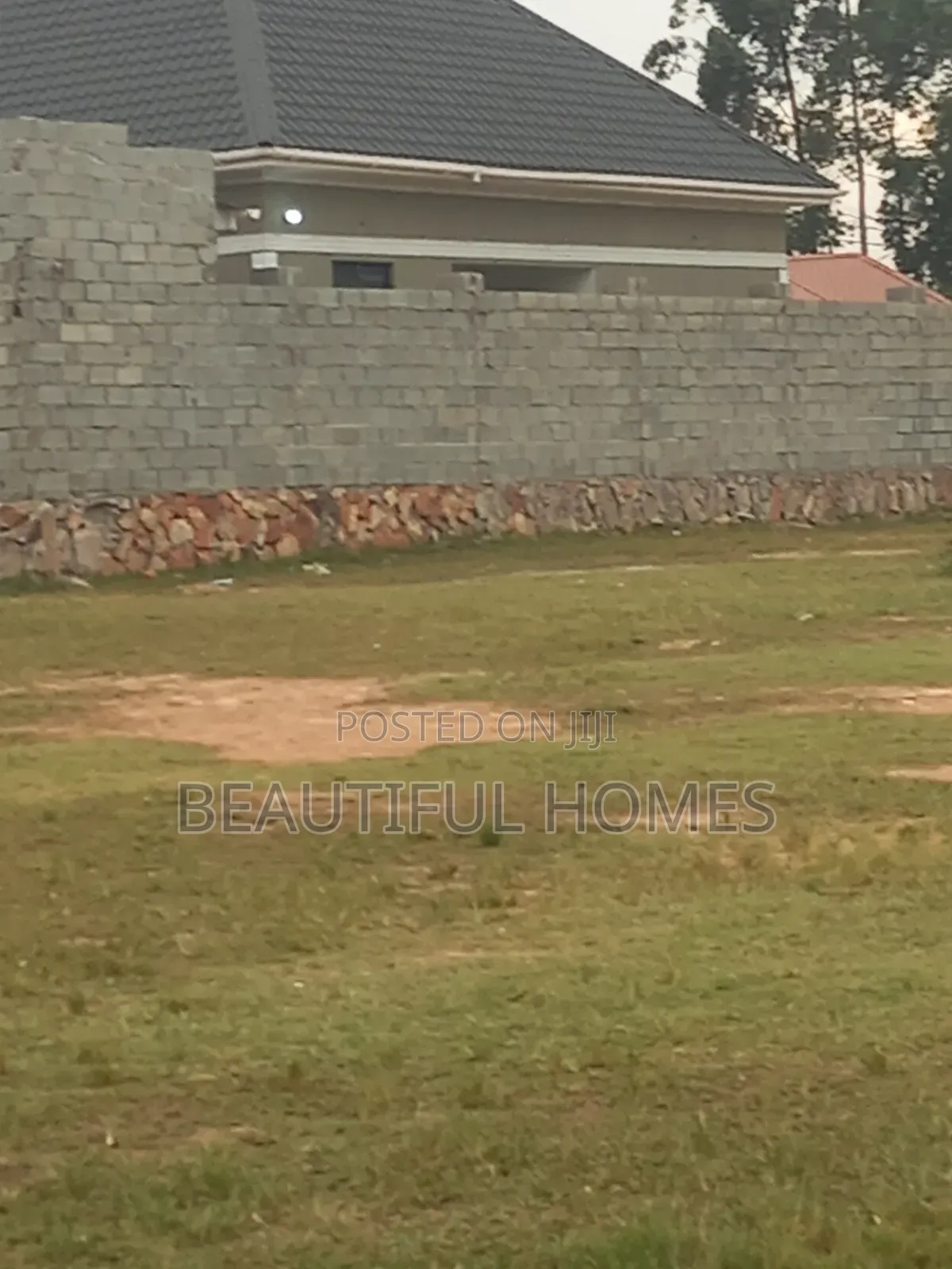 Nakwero Stunning Plot on Quicksell