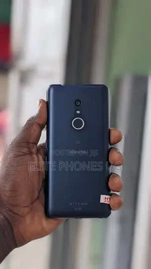 Fujitsu Arrows Be4 32 GB Black