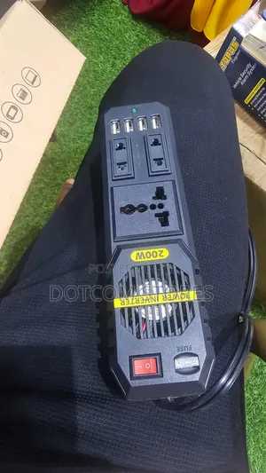 200w Car Power Inverter (Dc 12v to Ac 220v Converter)