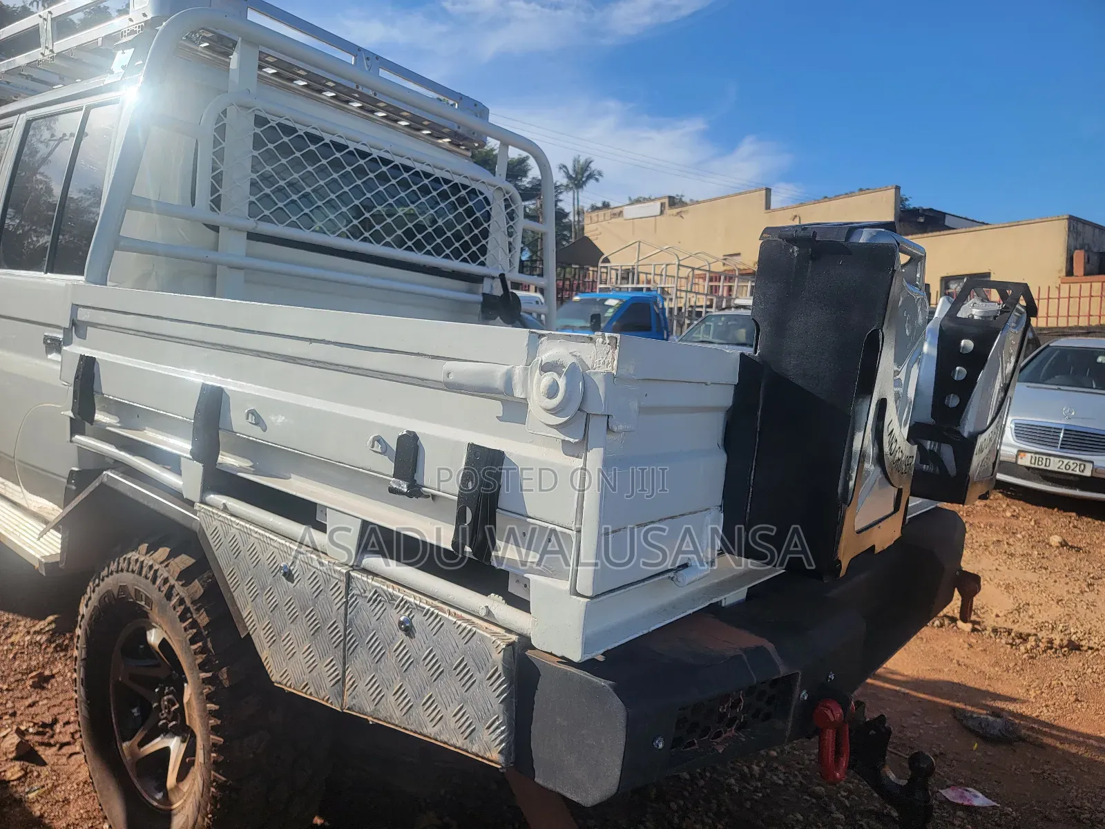 Toyota Land Cruiser 2008 White