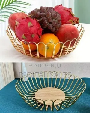 Modern Gold Wire Decorative Fruit Bowl / Serving Basket