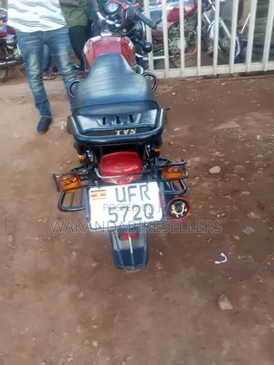 TVS HLX 125 2023 Red