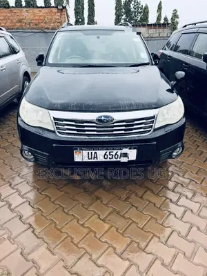 Subaru Forester 2012 Black