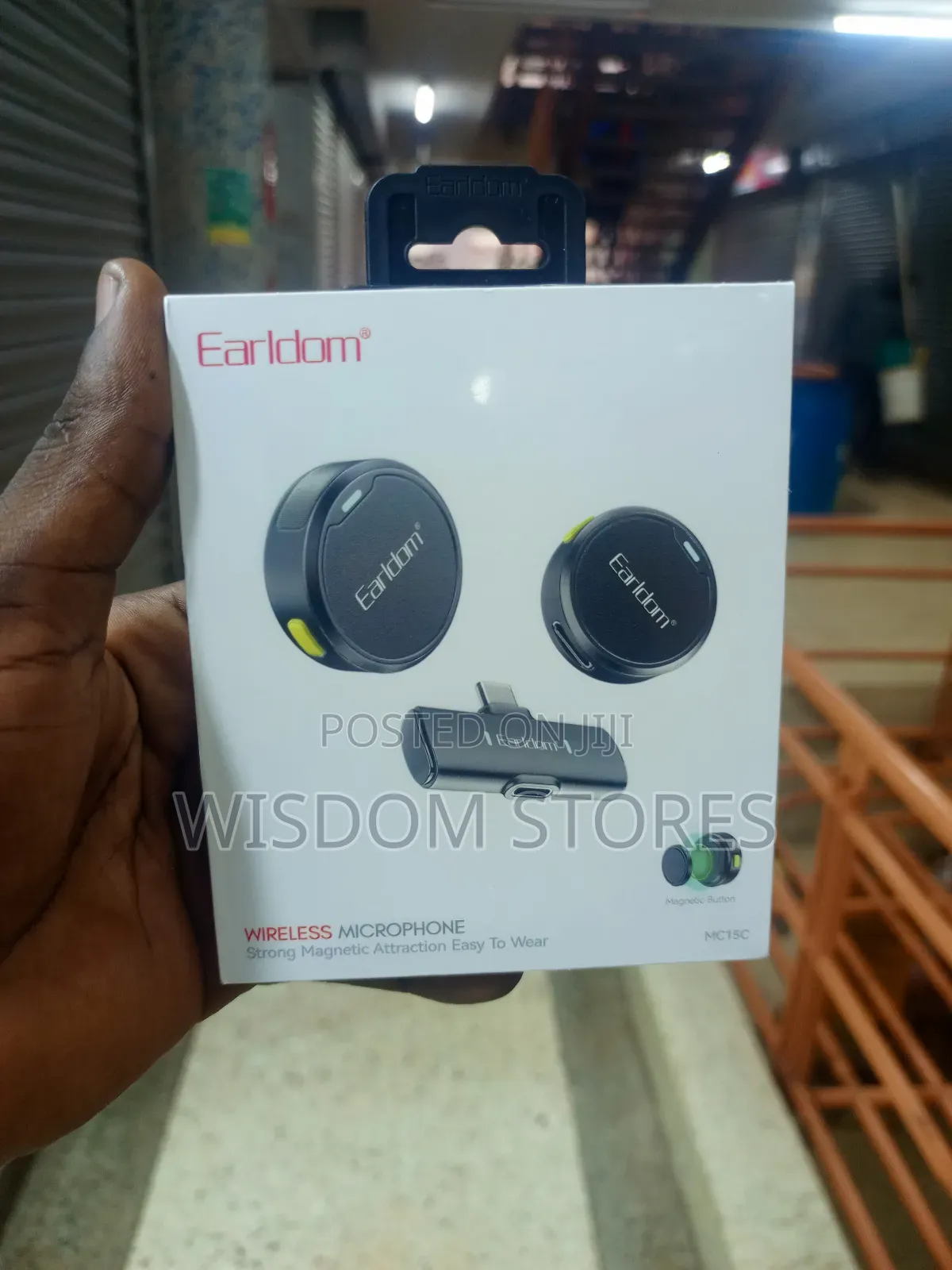 Earldom Wireless Microphone, Model Mc15c.
