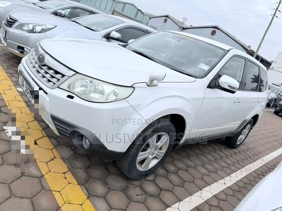 Subaru Forester 2012 White