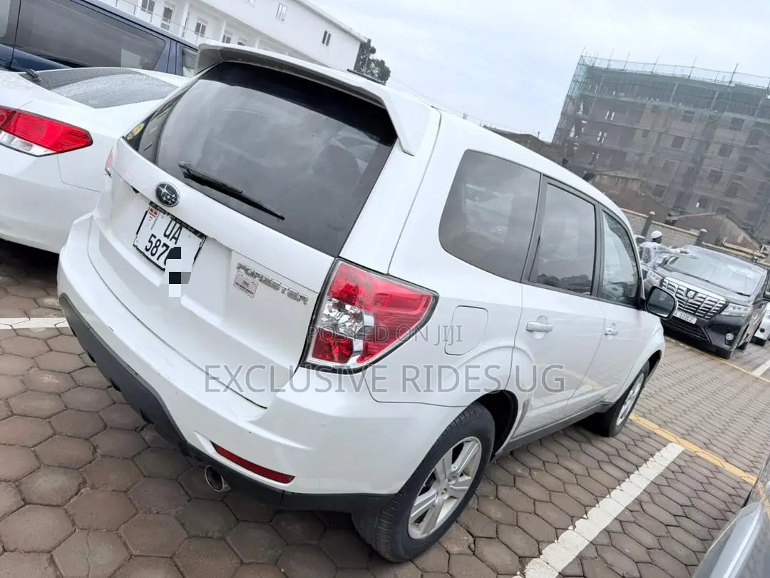 Subaru Forester 2012 White