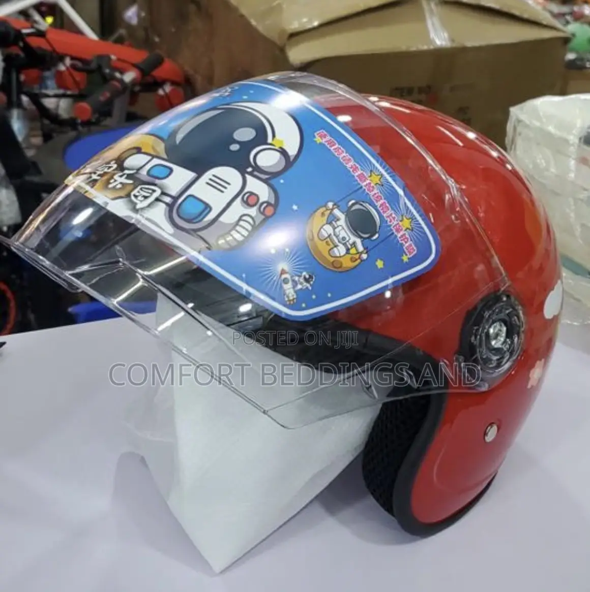 Kids’ Safety Helmet Red