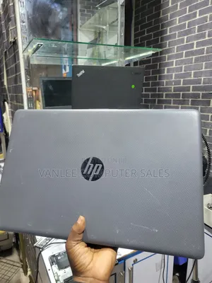 Laptop HP 250 G7 4GB Intel Celeron SSD 128GB