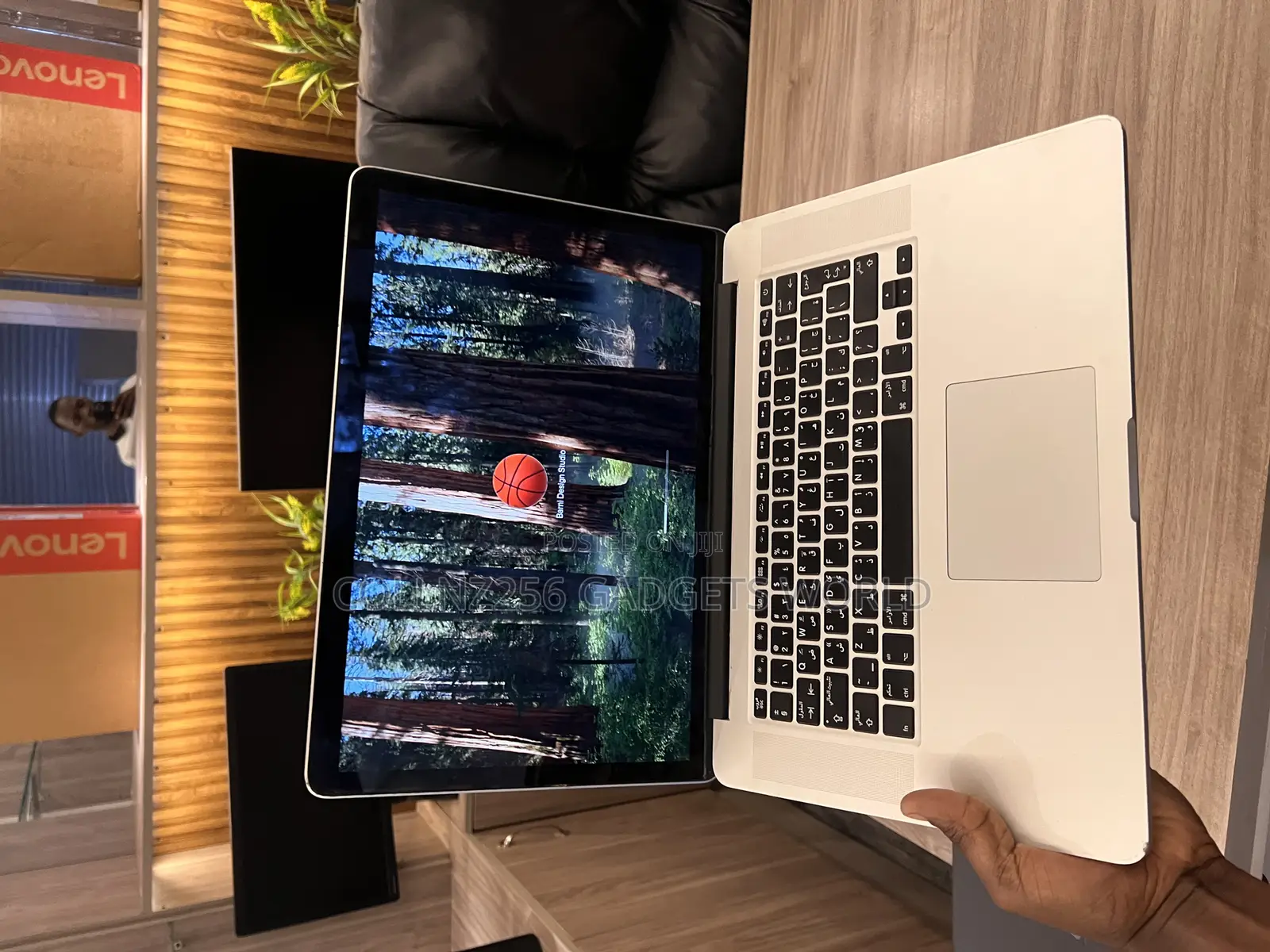 New Laptop Apple MacBook Pro 2015 16GB Intel Core i7 SSD 512GB