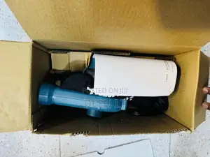 Makita Heavy Duty Blower -M4001b