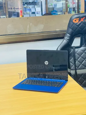 New Laptop HP 14z 8GB Intel Core i7 SSD 256GB