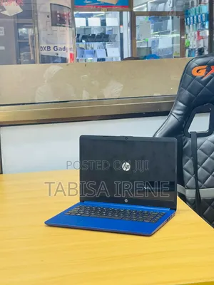New Laptop HP 14z 8GB Intel Core i7 SSD 256GB