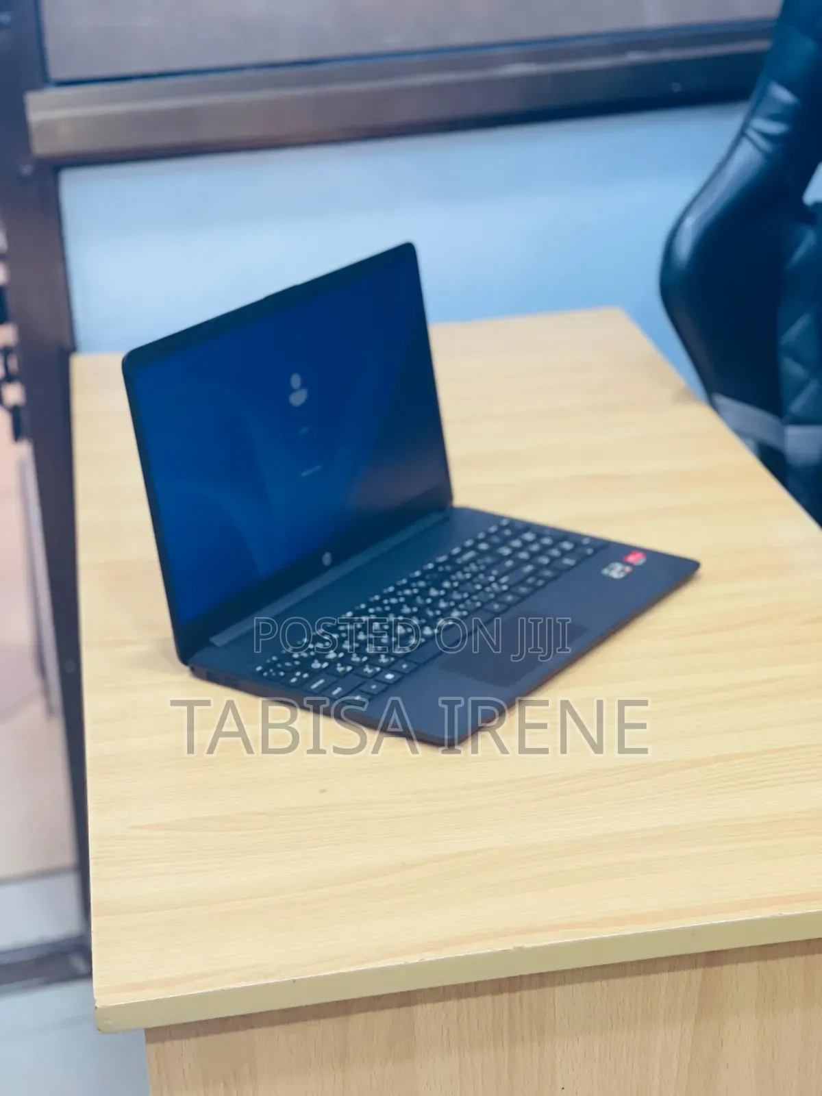 New Laptop HP 15s 8GB AMD Ryzen 3 SSD 512GB