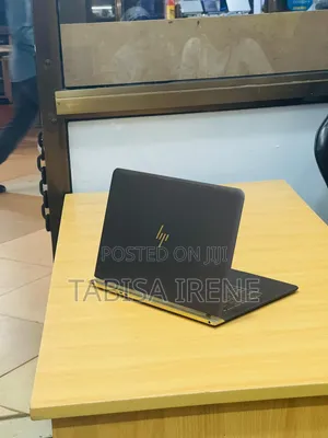 New Laptop HP Spectre 14 8GB Intel Core i5 SSD 256GB