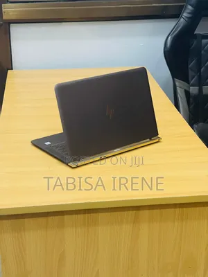 New Laptop HP Spectre 14 8GB Intel Core i5 SSD 256GB