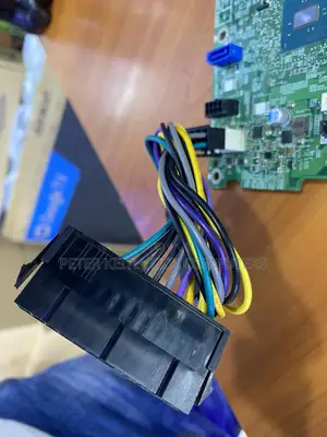 24 Pin to 8 Pin Connector for Desktop Computers