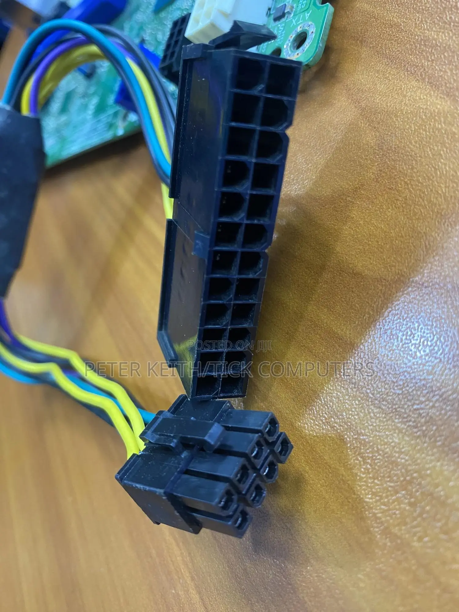 24 Pin to 8 Pin Connector for Desktop Computers