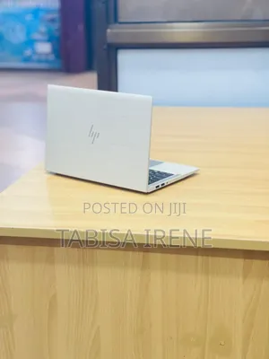 New Laptop HP EliteBook 830 G8 8GB Intel Core i5 SSD 256GB