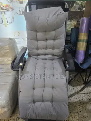 Zero Gravity Reclining Chair  With  Cushion