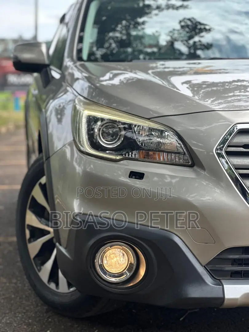 Subaru Outback 2.5i Premium AWD 2016 Gold