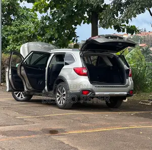 Subaru Outback 2.5i Premium AWD 2016 Gold