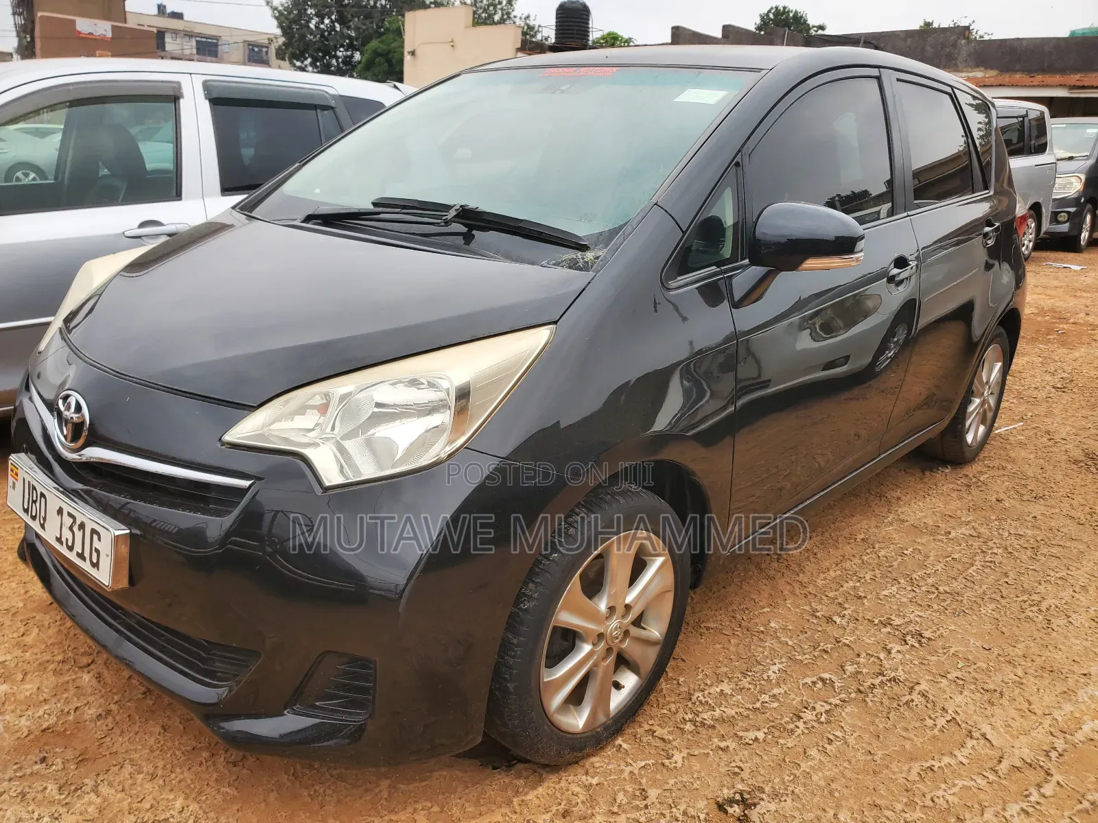 Toyota Ractis 2015 Black