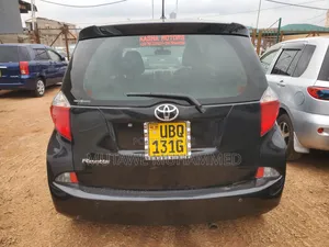Toyota Ractis 2015 Black