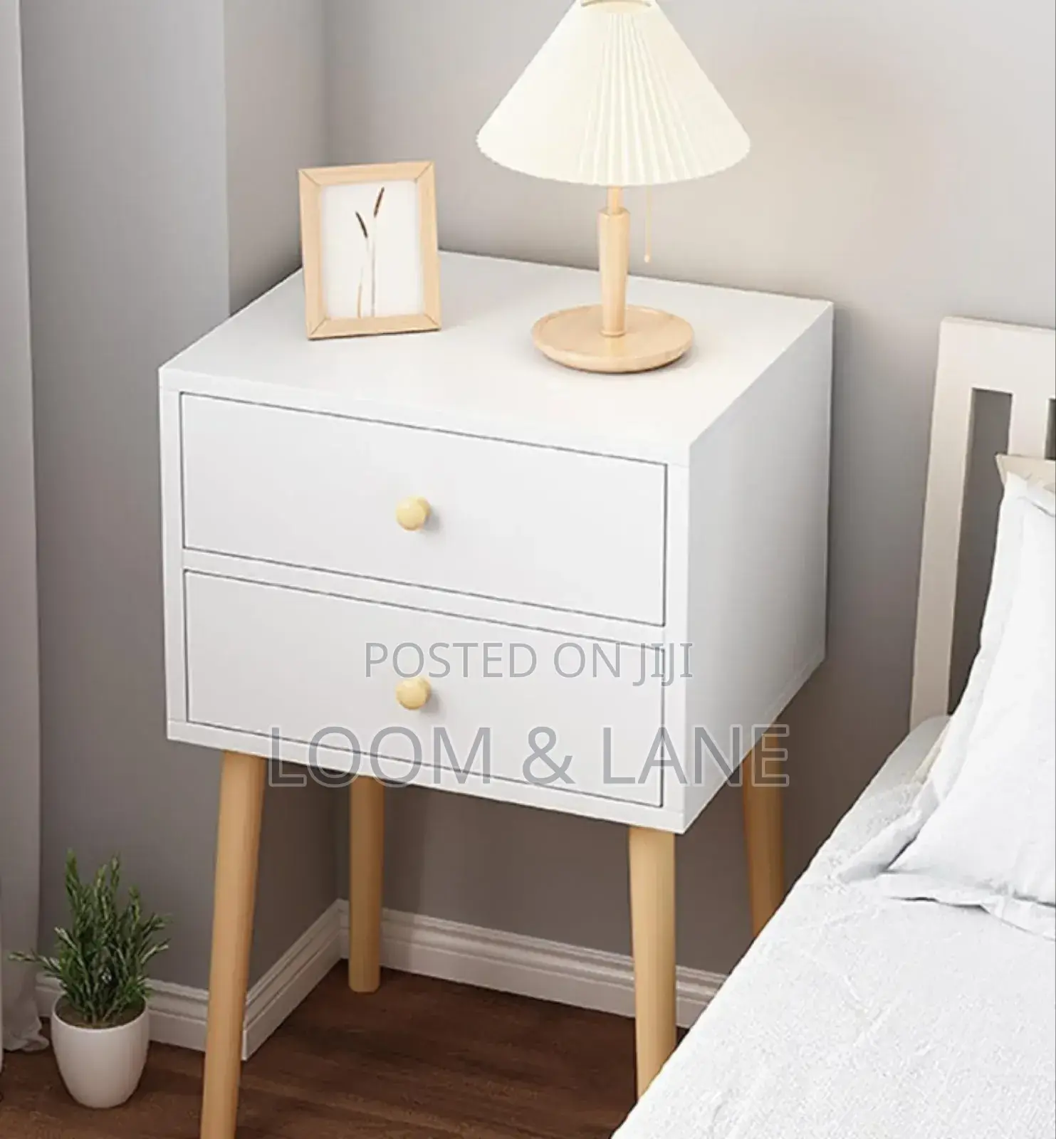 Bedroom Nightstand Table With Rubber Wood