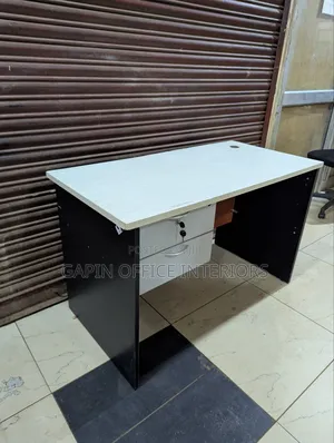 Second Hand Office Desk, 120cm // 1.2 Metres
