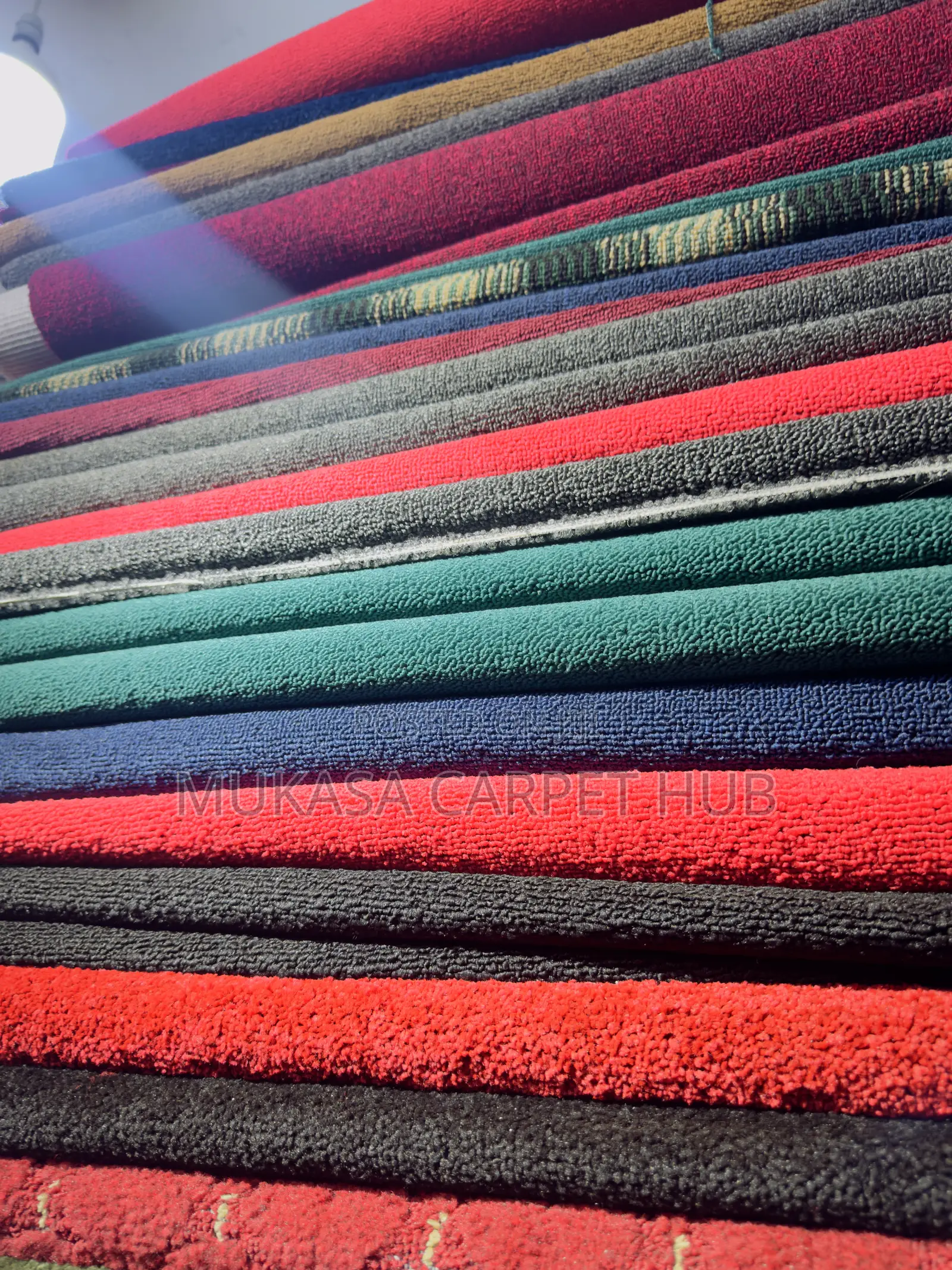 Premium Wool Carpet – Classic Design