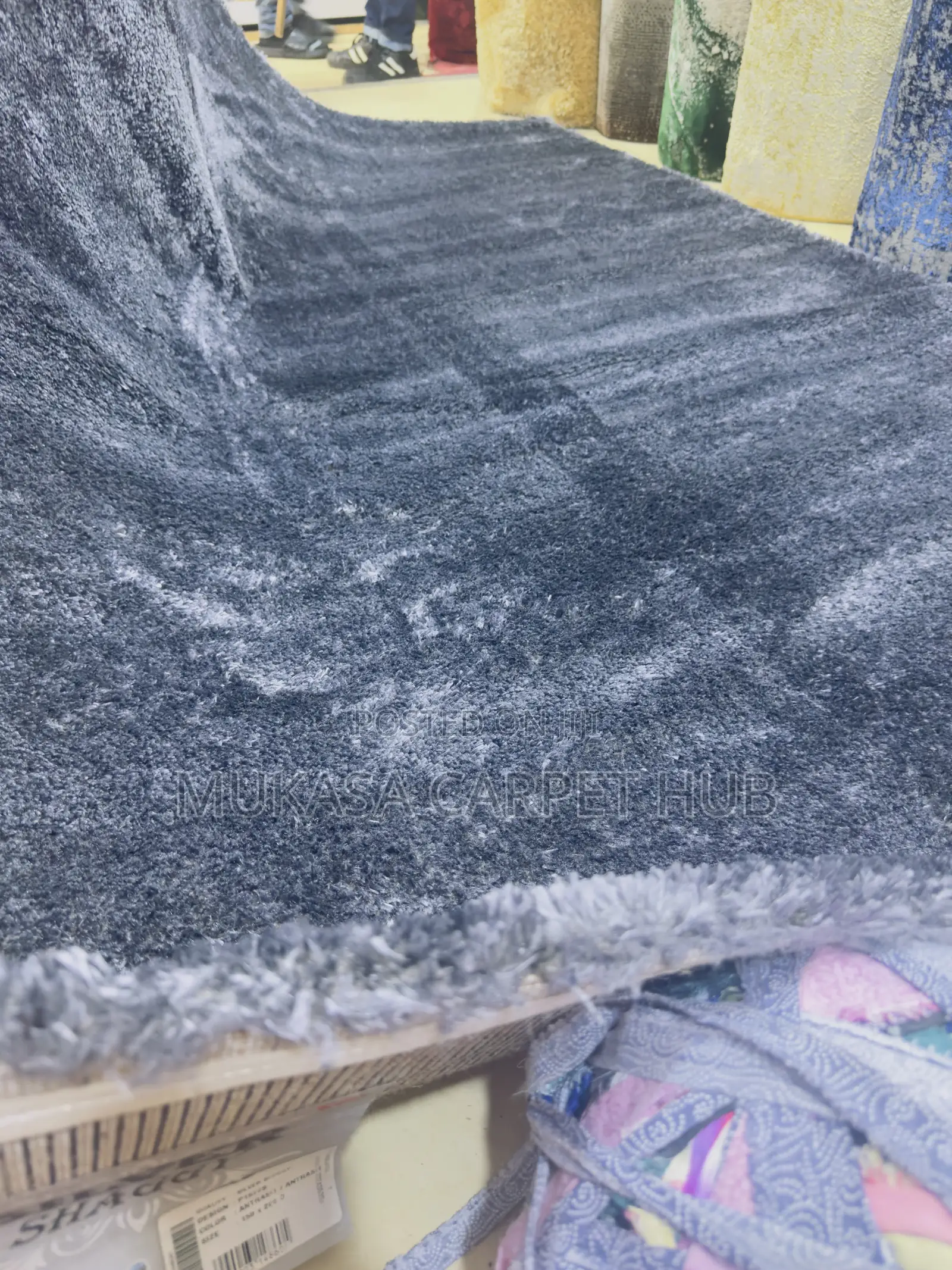 Soft Fluffy Wool Rug – Modern Interior Style
