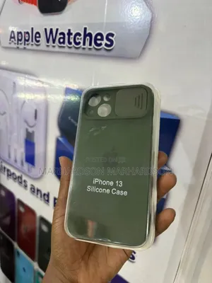 Apple iPhone 13 Silicone Cover