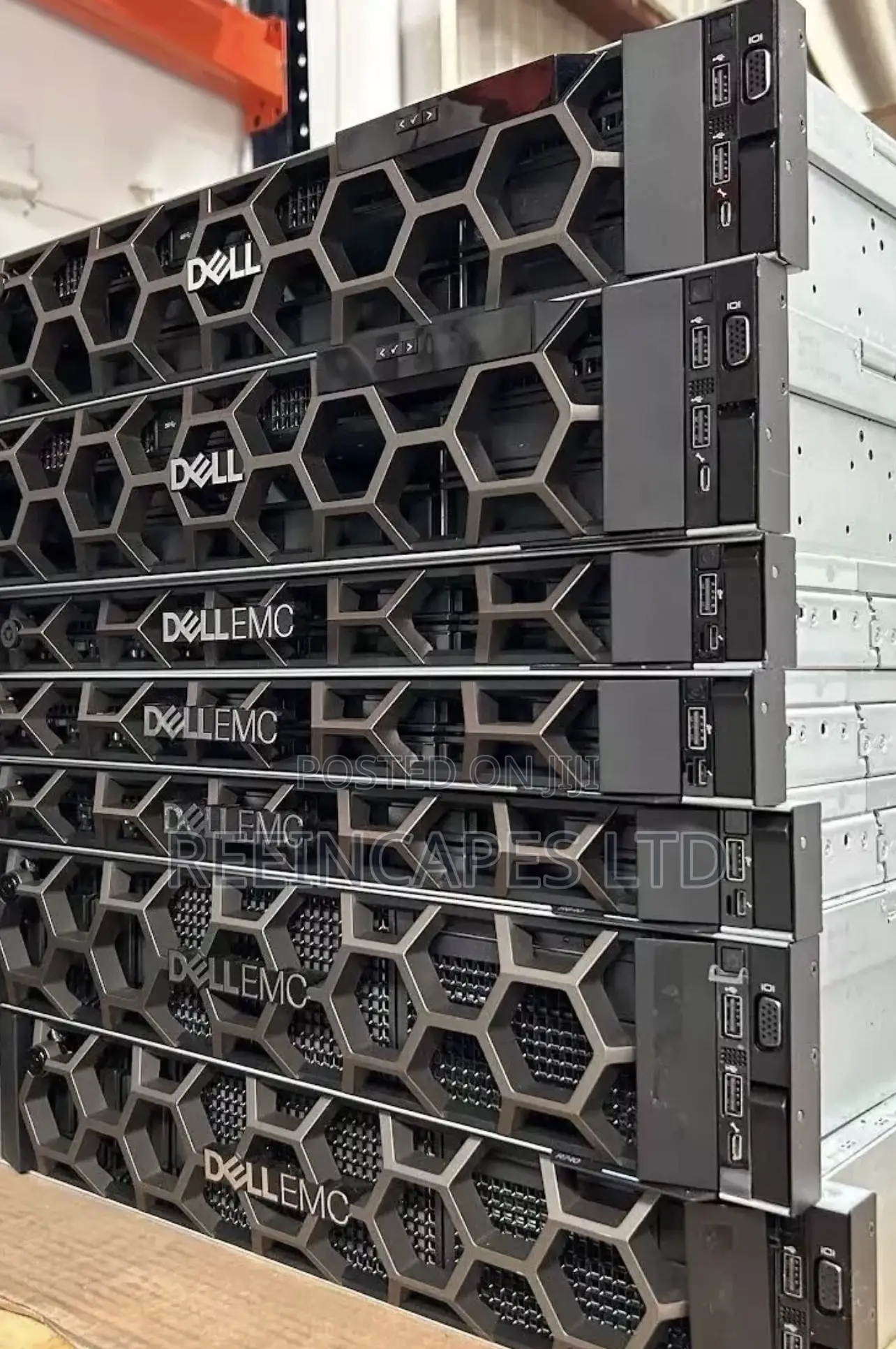Server Dell PowerEdge R740xd 32GB Intel Xeon HDD+SSD 1T