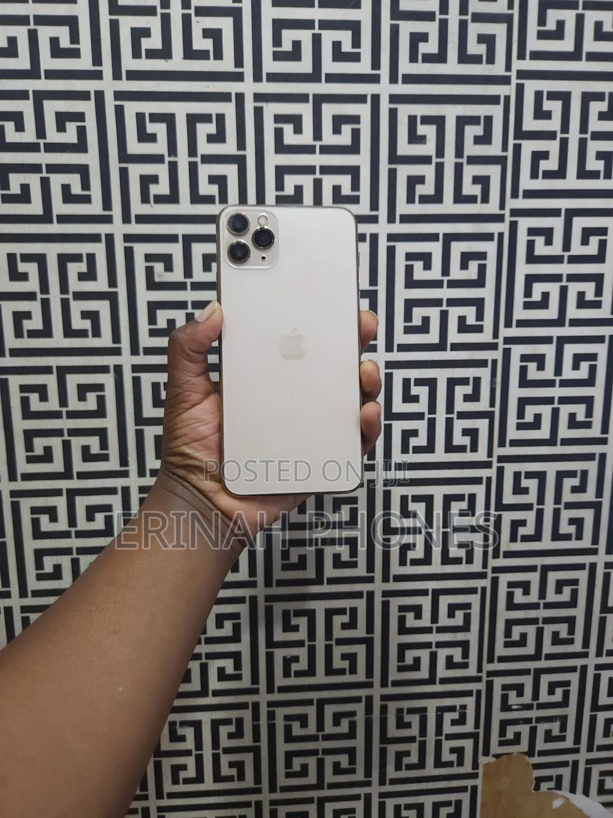 Apple iPhone 11 Pro Max 64 GB Gold