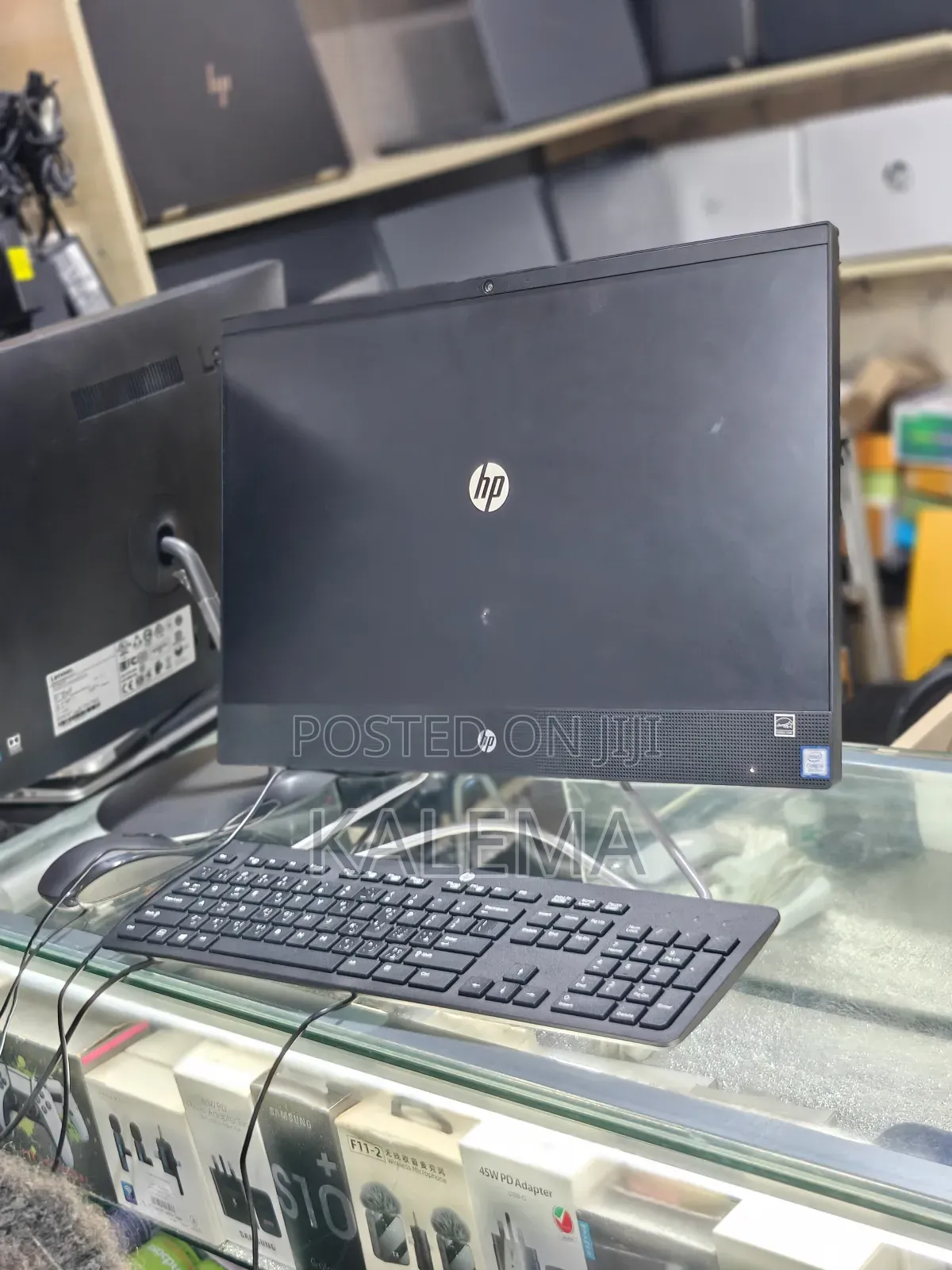 Desktop Computer HP 200 G4 22 All-in-One 4GB Intel Core i3 HDD 1T