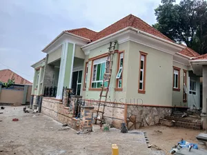 4bdrm House in Kitende Estate, Ssisa for sale