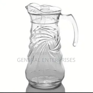 Glass Water Jug With a Handle and Lid.
