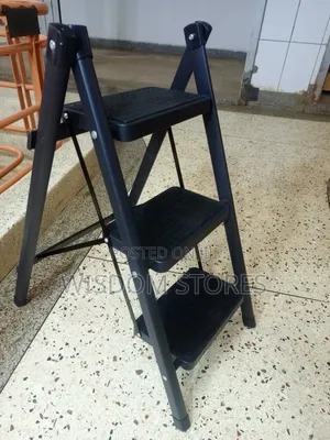 Three-Step Folding Ladder