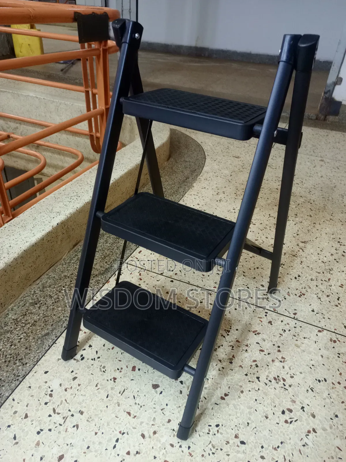 Three-Step Folding Ladder