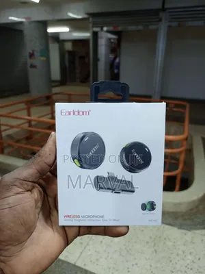 Earldom Mc15c Wireless Microphone System.
