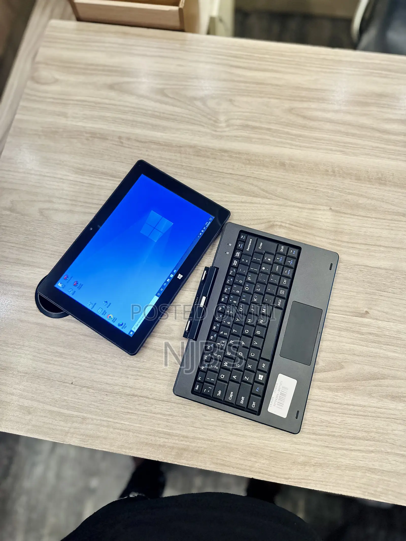 New Laptop Toshiba 4GB Intel Celeron eMMC 32GB