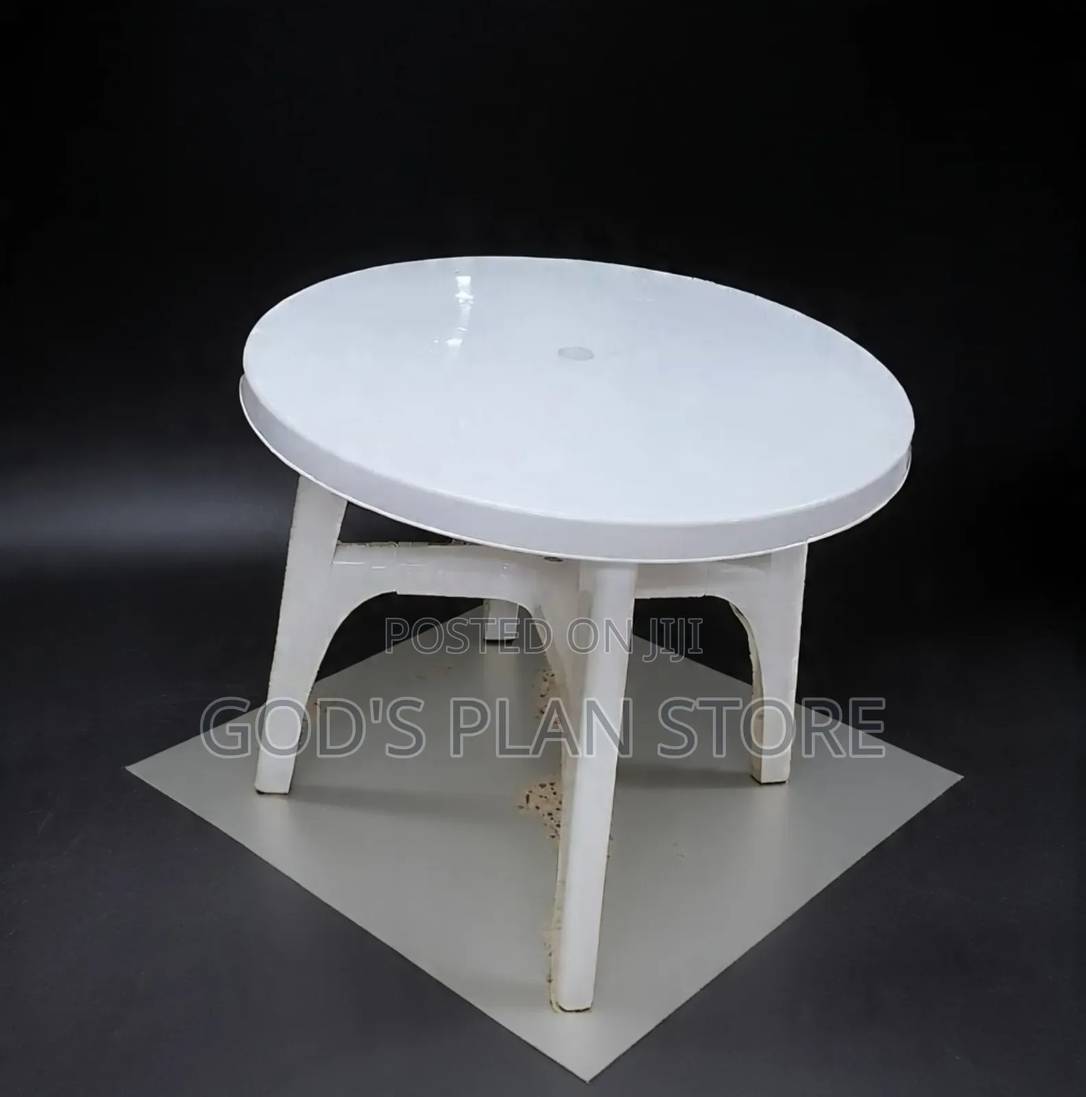 Globe Plastic Table Plastic Table for Garden Beach Bar and Hotel