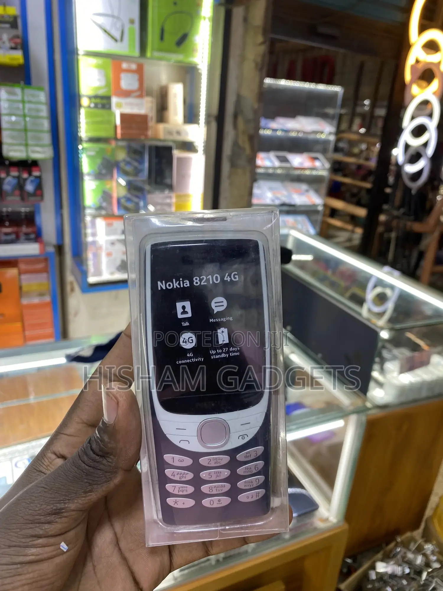 New Nokia 8210 4G