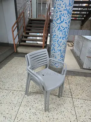 French Montana Plastic Chairs Plastic Chairs