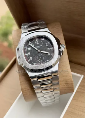 Silver Strapped Men's Original Patek Philippe Wrist Time Piece