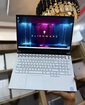 New Laptop Dell Alienware 17 R2 16GB Intel Core i7 SSD 1T