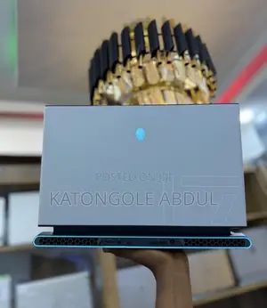 New Laptop Dell Alienware 17 R2 16GB Intel Core i7 SSD 1T