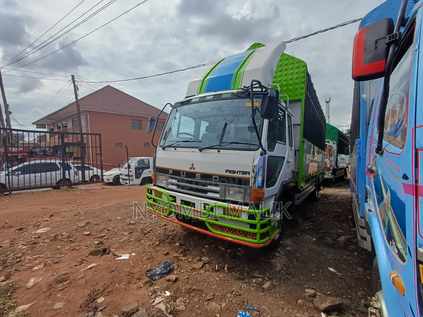 Mitsubish Fuso Truck